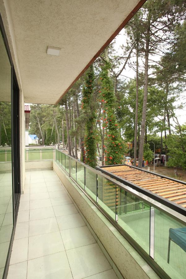 Magnetiti Hotel Ureki Exterior foto